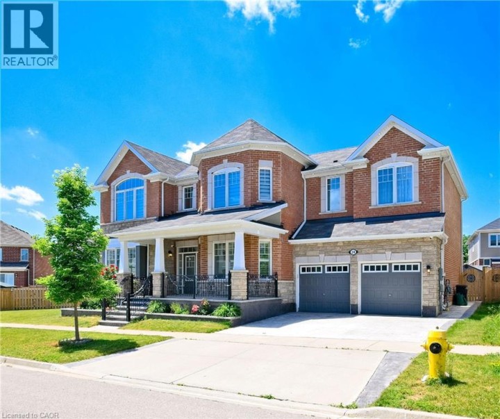 Photo 1 at 24 Pickett Place, Cambridge