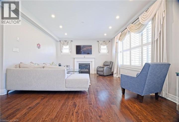 Photo 12 at 24 Pickett Place, Cambridge