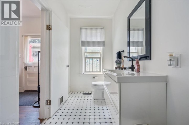 Photo 23 at 100 Barrie Street, Cambridge