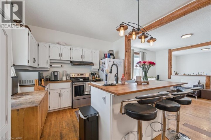 Photo 11 at 100 Barrie Street, Cambridge