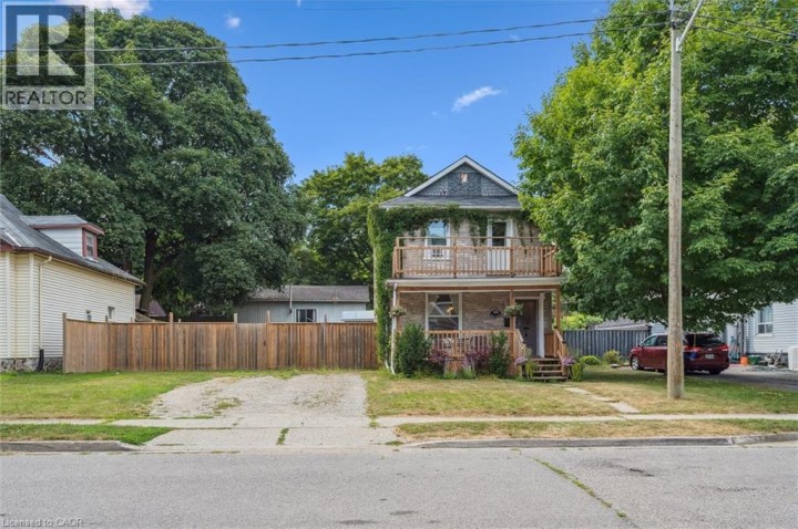 Photo 3 at 100 Barrie Street, Cambridge