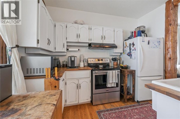 Photo 12 at 100 Barrie Street, Cambridge