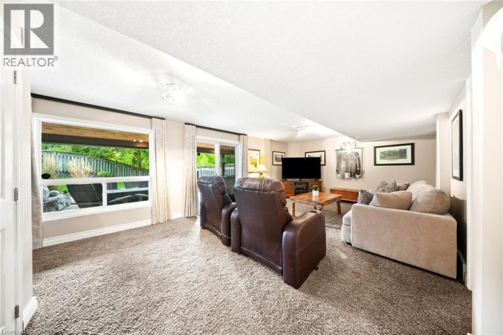 Photo 18 at 144 Endeavour Drive, Cambridge