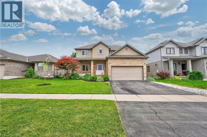 Photo 4 at 679 Spitfire Street, Woodstock