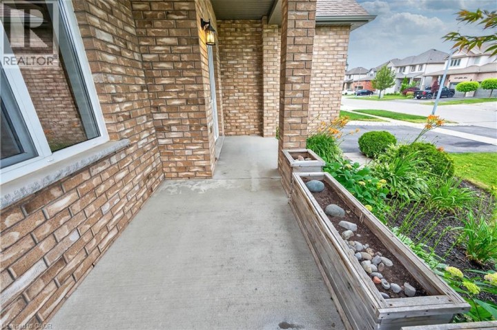 Photo 7 at 679 Spitfire Street, Woodstock