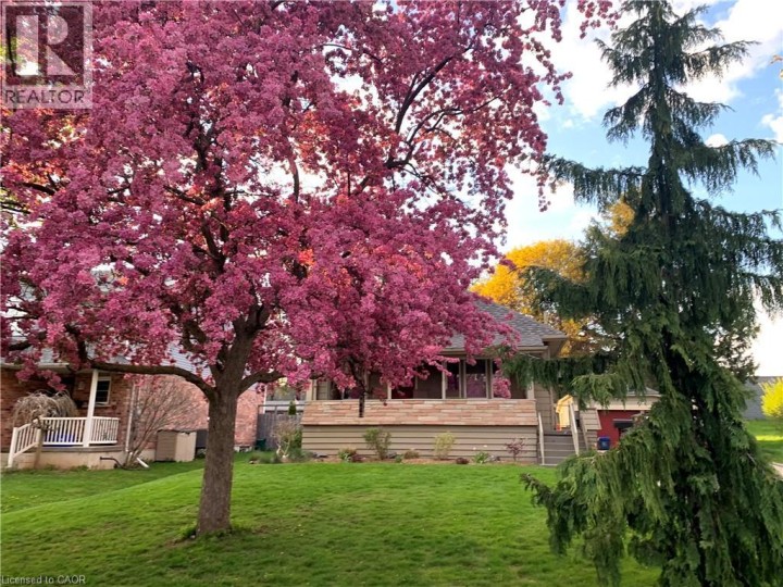 Photo 6 at 310 Kitchener Road, Cambridge