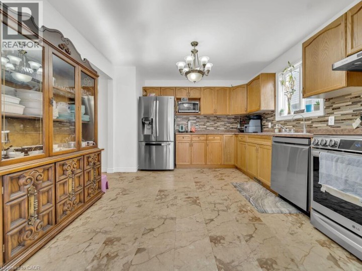 Photo 14 at 538 Alberta Avenue, Woodstock