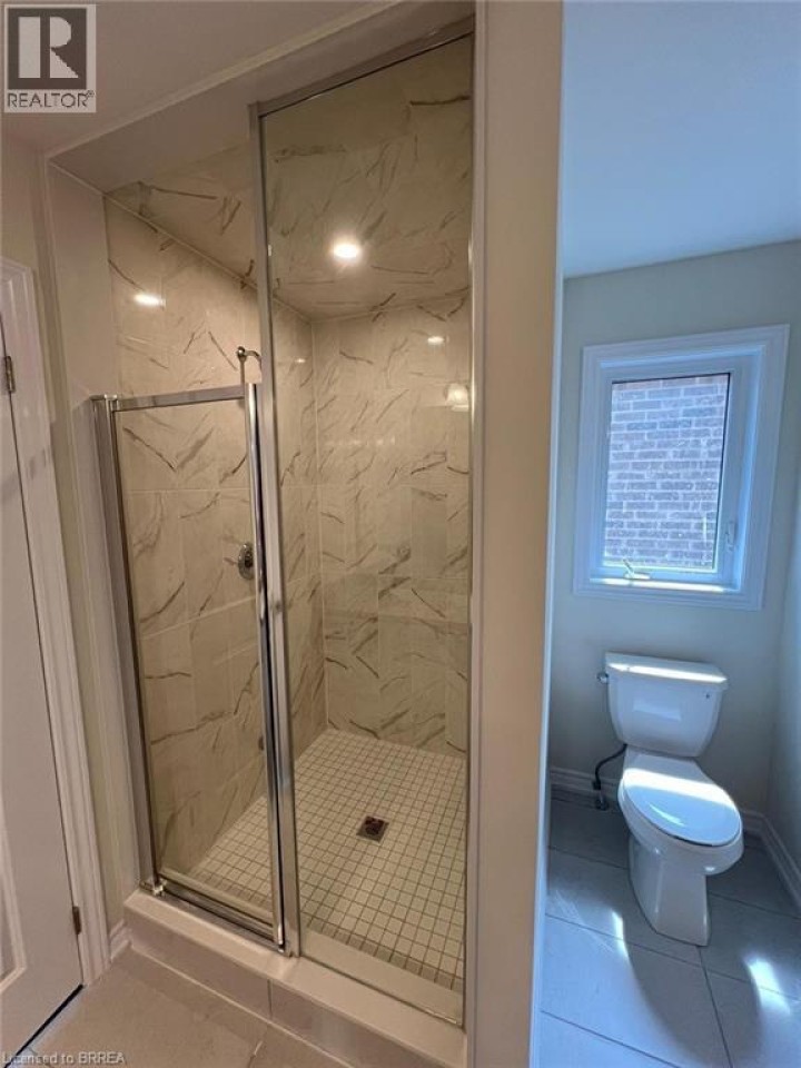 Photo 14 at 44 Eccleston Street, Brantford