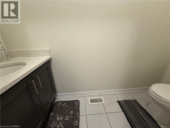 Photo 7 at 44 Eccleston Street, Brantford