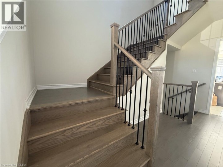 Photo 9 at 44 Eccleston Street, Brantford