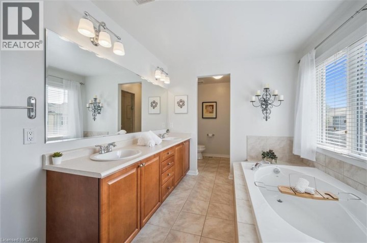 Photo 21 at 79 Zieman Crescent, Cambridge