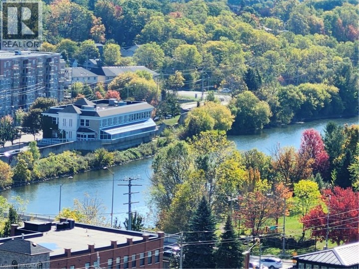 Photo 3 at 15 GLEBE Street 1211, Cambridge