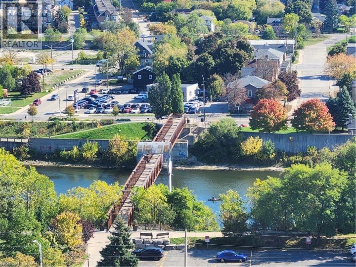 Photo 4 at 15 GLEBE Street 1211, Cambridge