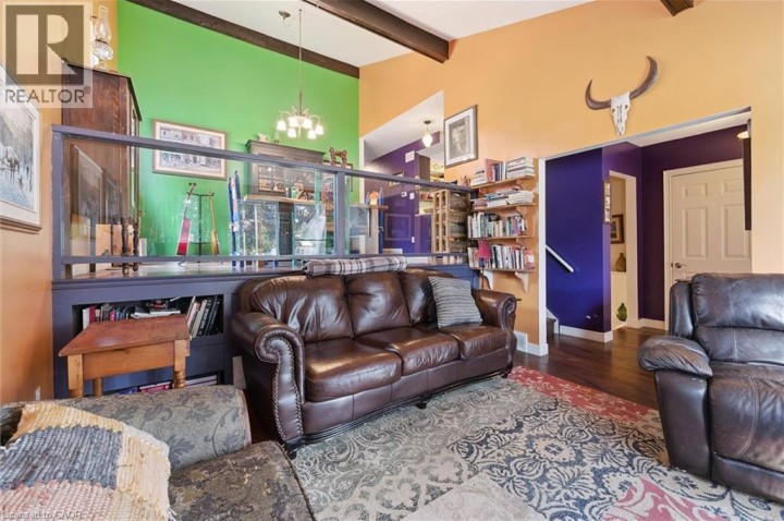 Photo 10 at 31 Saxony Circle, Cambridge