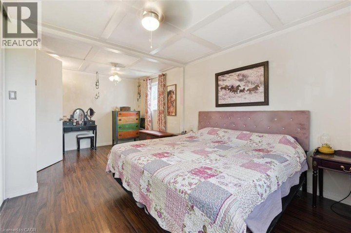 Photo 20 at 31 Saxony Circle, Cambridge