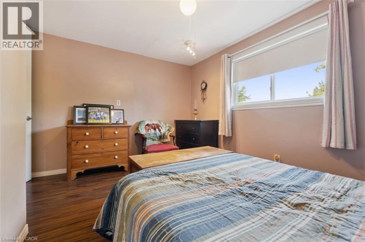 Photo 22 at 31 Saxony Circle, Cambridge