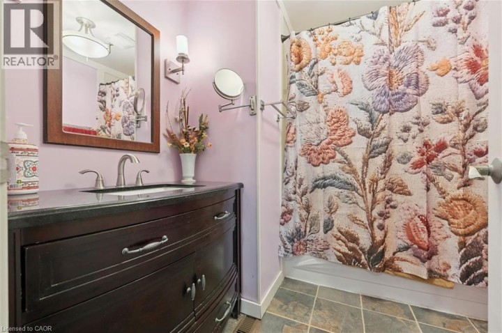 Photo 23 at 31 Saxony Circle, Cambridge