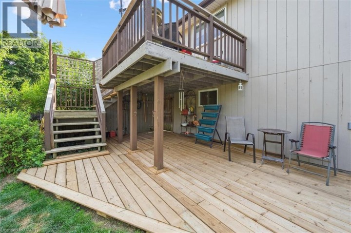 Photo 34 at 31 Saxony Circle, Cambridge