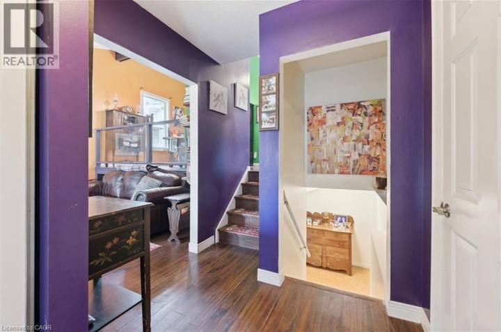 Photo 6 at 31 Saxony Circle, Cambridge