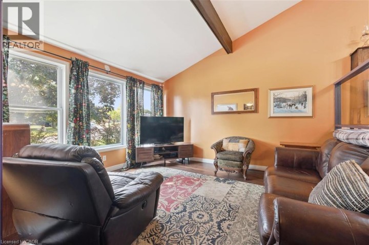 Photo 8 at 31 Saxony Circle, Cambridge