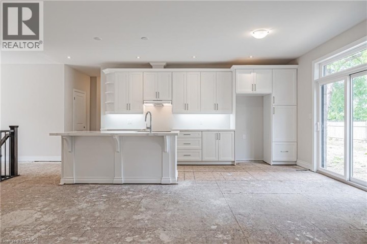 Photo 11 at 60 Cesar Place, Southcote / Duff’s Cors, Ancaster