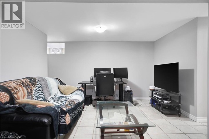 Photo 13 at 17 Shaw Avenue W, Cambridge