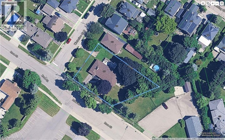 Photo 3 at 509 Rose Street, Cambridge