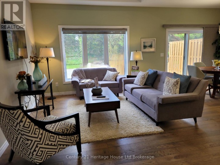 Photo 2 at 22 Matheson Crescent, Innerkip, Woodstock Photo 2 at 22 Matheson Crescent, Innerkip, Woodstock