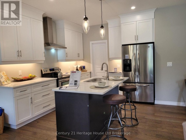 Photo 6 at 22 Matheson Crescent, Innerkip, Woodstock Photo 6 at 22 Matheson Crescent, Innerkip, Woodstock