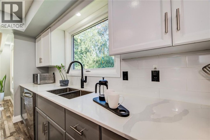 Photo 13 at 659 Gladstone Drive, Woodstock Photo 13 at 659 Gladstone Drive, Woodstock