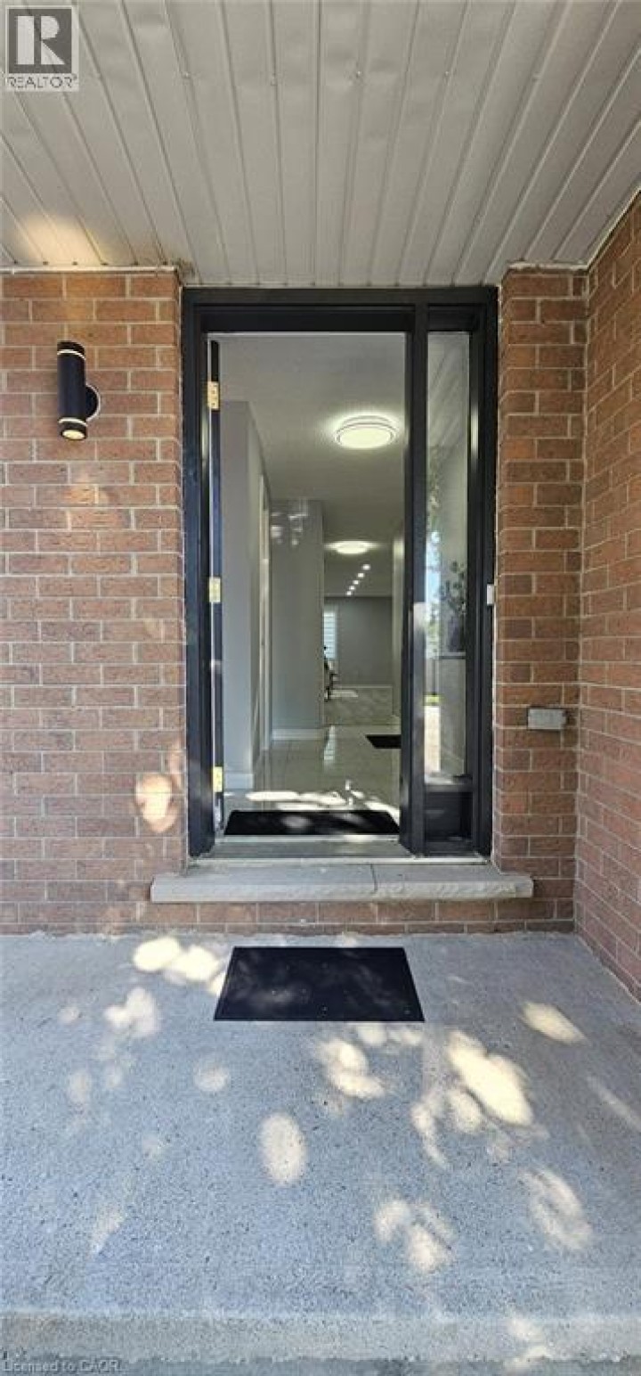 Photo 2 at 38 Poplar Drive, Cambridge