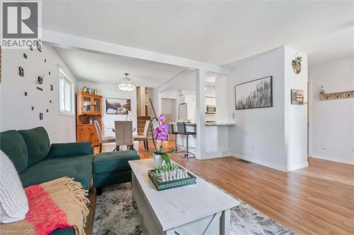 Photo 5 at 158 Barnicke Drive, Cambridge Photo 5 at 158 Barnicke Drive, Cambridge