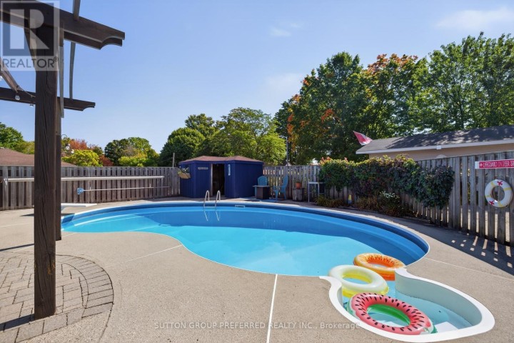 Photo 37 at 17 Clear Valley Drive, Tillsonburg Photo 37 at 17 Clear Valley Drive, Tillsonburg