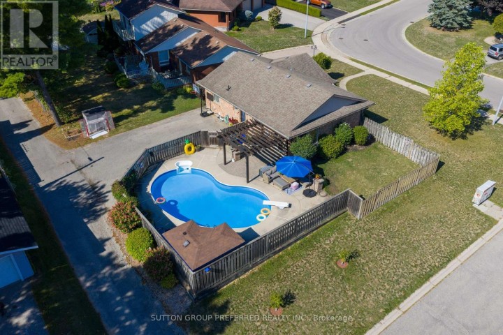 Photo 49 at 17 Clear Valley Drive, Tillsonburg Photo 49 at 17 Clear Valley Drive, Tillsonburg