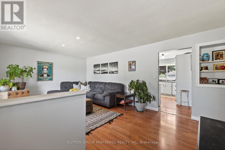 Photo 5 at 17 Clear Valley Drive, Tillsonburg Photo 5 at 17 Clear Valley Drive, Tillsonburg