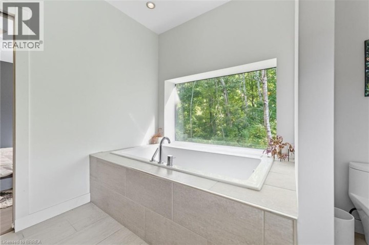 Photo 20 at 126 Shorties Side Road, Norfolk County