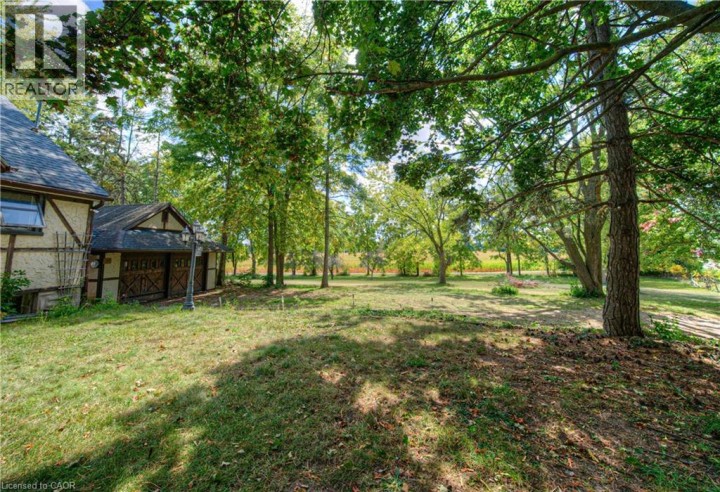 Photo 4 at 4827 Fountain Street N, Cambridge