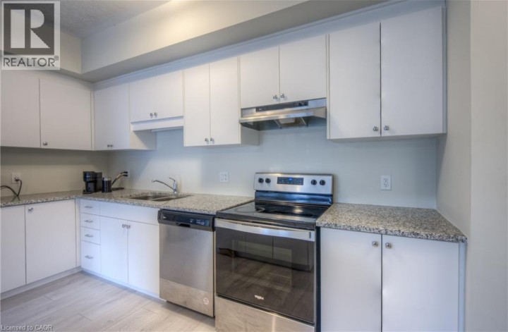 Photo 11 at 25 ISHERWOOD Avenue 55, Cambridge