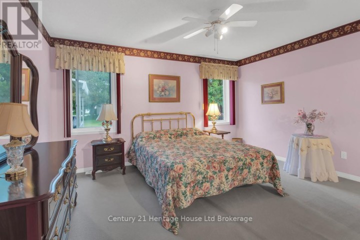 Photo 11 at 14 Mcdonald Court, Tillsonburg Photo 11 at 14 Mcdonald Court, Tillsonburg