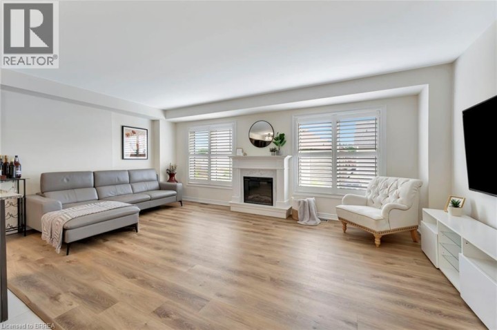 Photo 13 at 755 LINDEN Drive 10, Cambridge