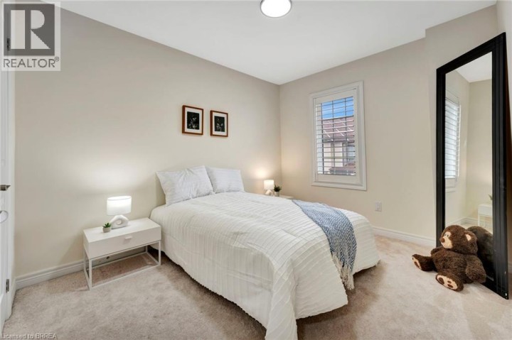 Photo 18 at 755 LINDEN Drive 10, Cambridge