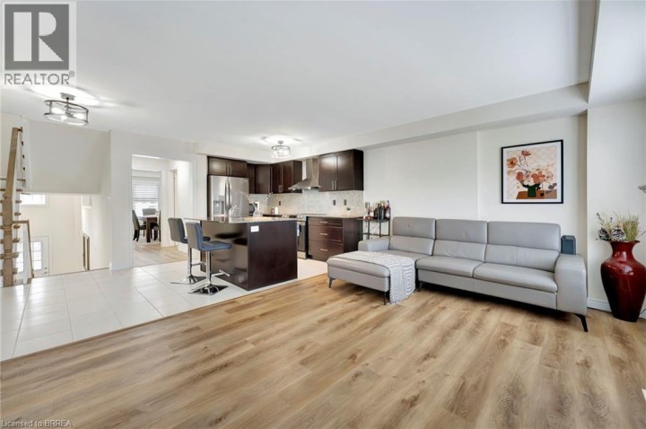 Photo 7 at 755 LINDEN Drive 10, Cambridge