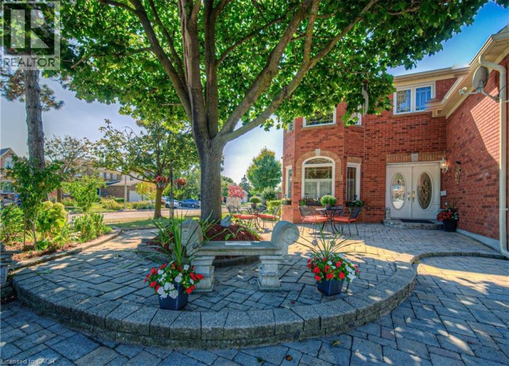 Photo 2 at 6 Osprey Court, Cambridge