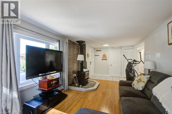 Photo 6 at 806201 OXFORD Road 39, Innerkip, Woodstock Photo 6 at 806201 OXFORD Road 39, Innerkip, Woodstock