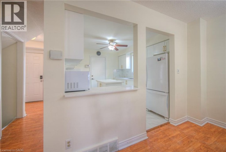 Photo 12 at 15 Glendan Court, Cambridge