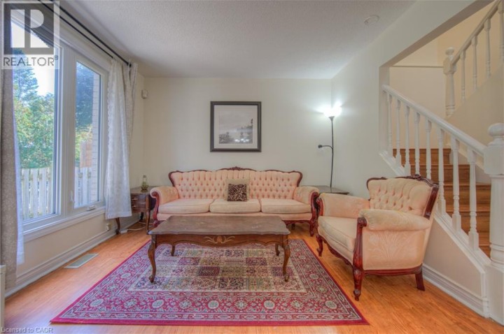 Photo 16 at 15 Glendan Court, Cambridge