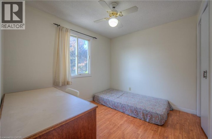 Photo 24 at 15 Glendan Court, Cambridge