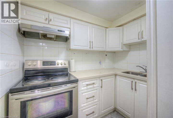 Photo 28 at 15 Glendan Court, Cambridge