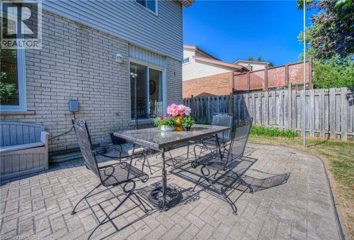 Photo 36 at 15 Glendan Court, Cambridge