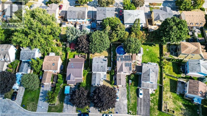 Photo 38 at 15 Glendan Court, Cambridge